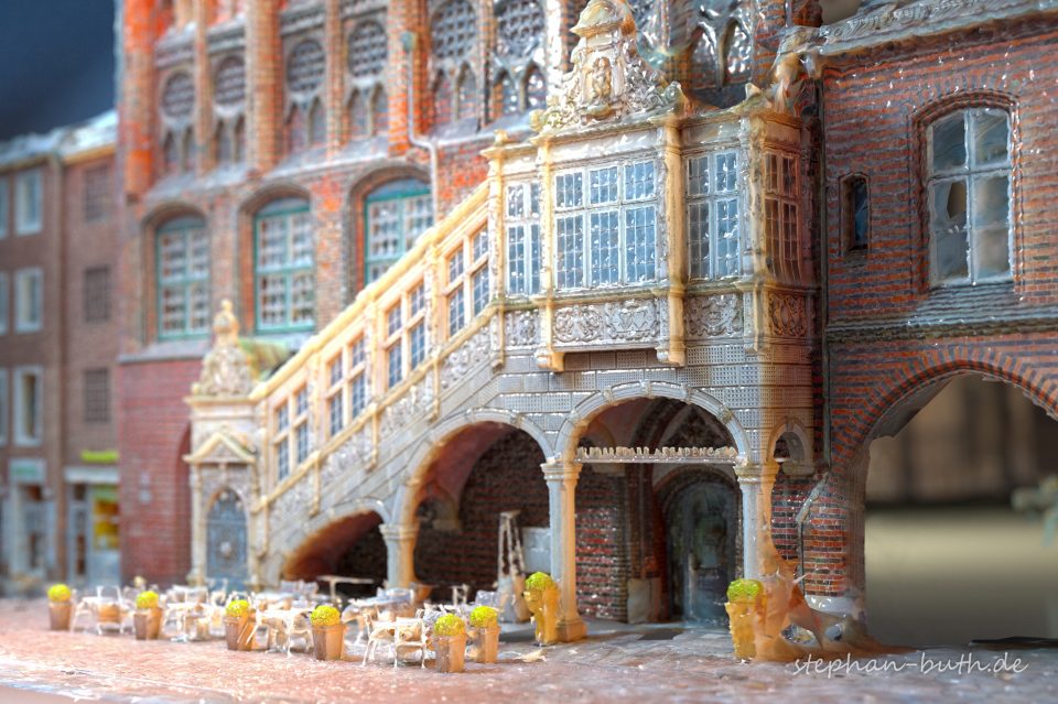 Die kleinste Hansestadt der Welt - Rathaustreppe Lübeck